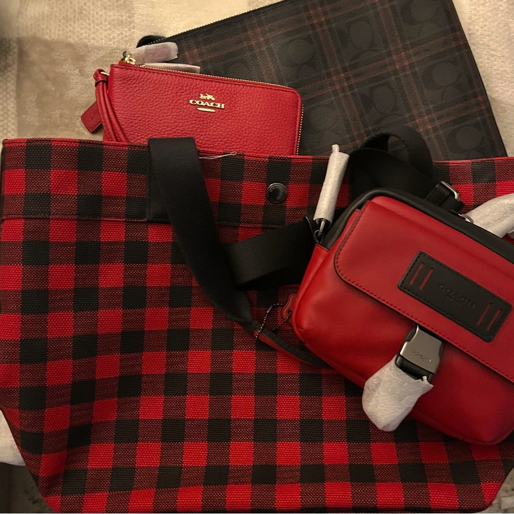 NWT! Coach 4 piece Gingham Canvas Tote 4 set-Veterans day sale